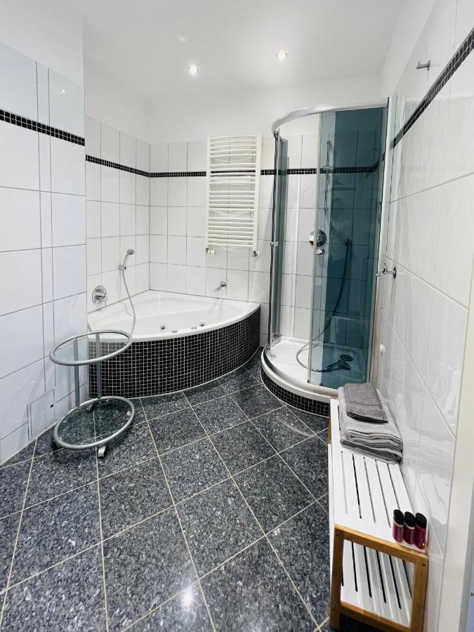 באד הומבורג וור דר הואה Grosses Und Helles Innenstadt Apartment - Ferienwohnung מראה חיצוני תמונה